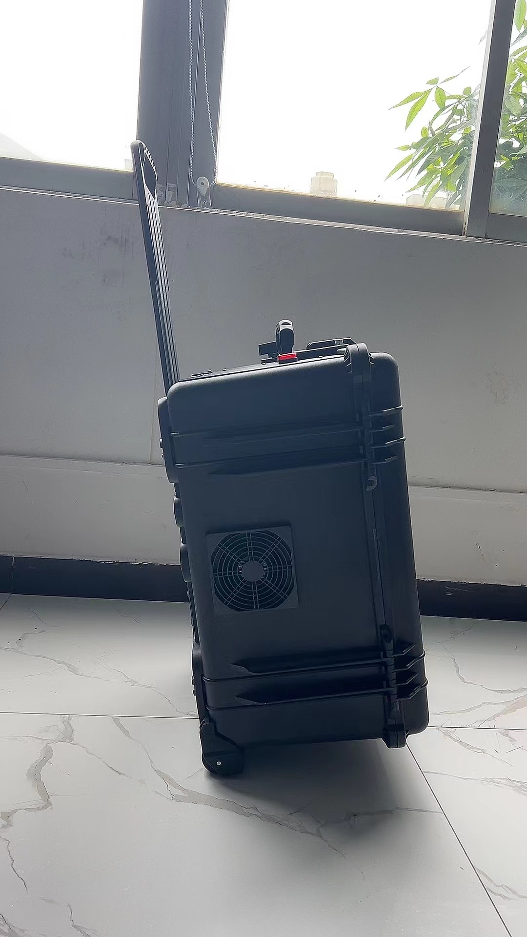 枣阳手拉箱型移动通信干扰器